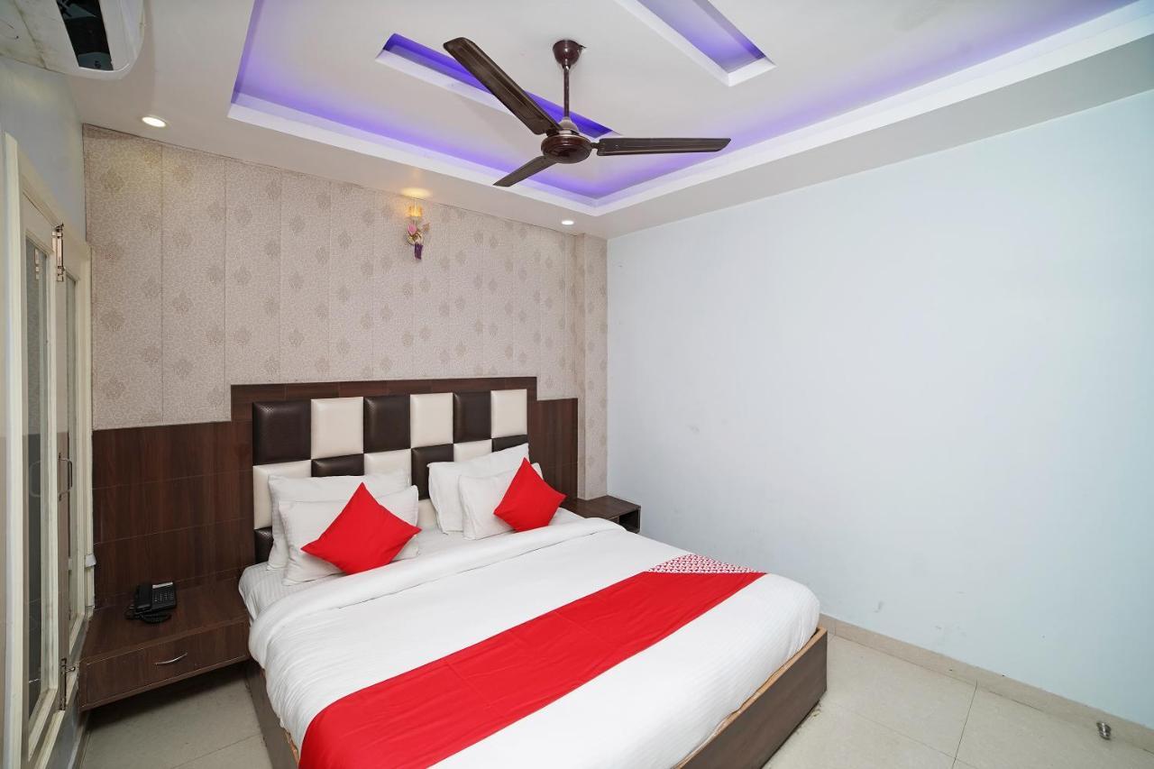 Oyo 39539 Hotel Vansh & Restaurant Kashipur Kültér fotó