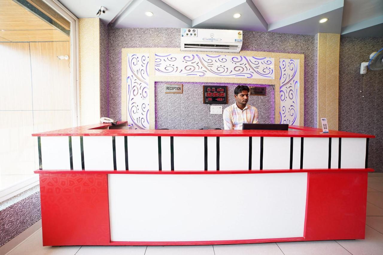 Oyo 39539 Hotel Vansh & Restaurant Kashipur Kültér fotó